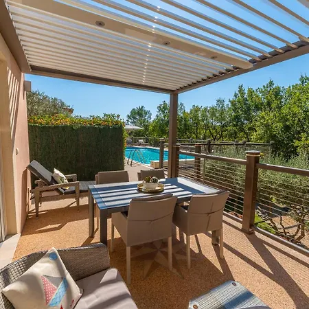Holiday home T2 Au Coeur Des Chenes 1831 Route De Mazaugues *